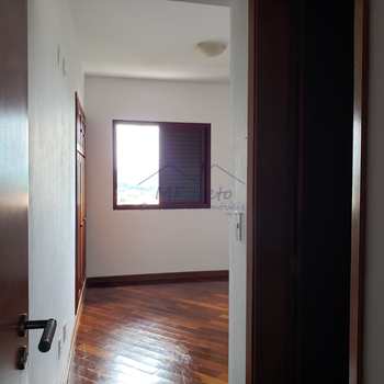 Apartamento em Pirassununga, bairro Residencial Planalto