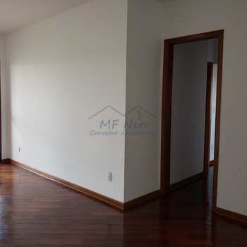 Apartamento em Pirassununga, bairro Residencial Planalto