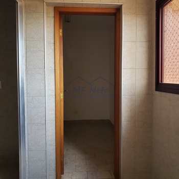 Apartamento em Pirassununga, bairro Residencial Planalto