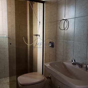Apartamento em Pirassununga, bairro Residencial Planalto