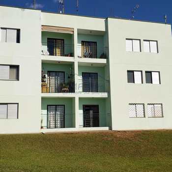 Apartamento em Pirassununga, bairro Residencial Suzana