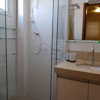 Apartamento em Pirassununga, bairro Residencial Star Vann Ess