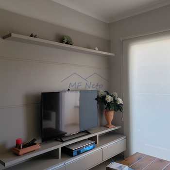 Apartamento em Pirassununga, bairro Residencial Star Vann Ess