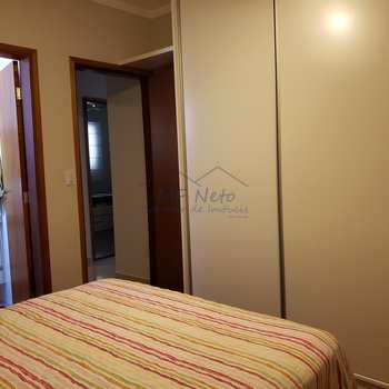 Apartamento em Pirassununga, bairro Residencial Star Vann Ess