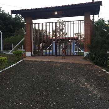 Chácara em Pirassununga, bairro Vertentes do Mamonal