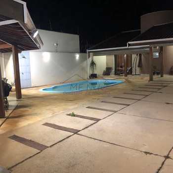 Casa em Pirassununga, bairro Jardim Rosim