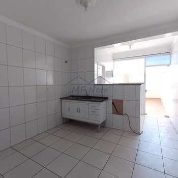 Casa em Pirassununga, bairro Centro