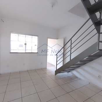 Casa em Pirassununga, bairro Centro