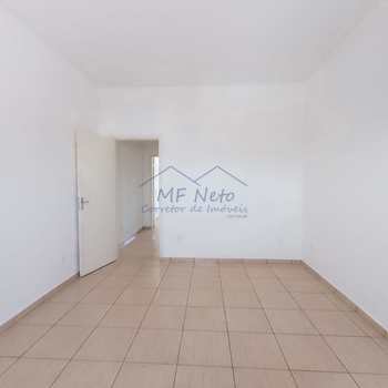 Casa em Pirassununga, bairro Centro