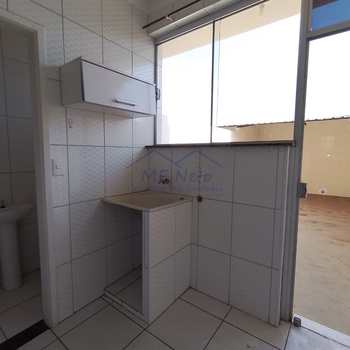Casa em Pirassununga, bairro Centro