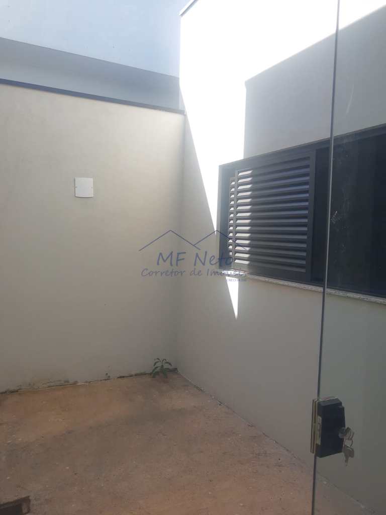 Casa em Pirassununga, no bairro Jardim São João