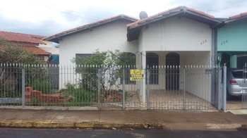 Casa, código 10132229 em Pirassununga, bairro Vila Guilhermina