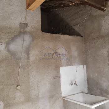 Casa em Pirassununga, bairro Centro