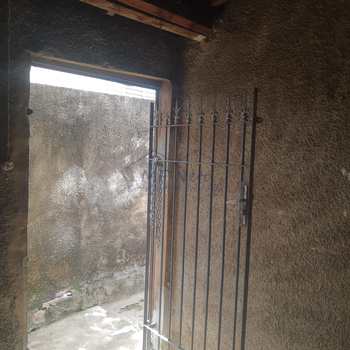 Casa em Pirassununga, bairro Centro