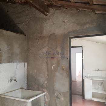 Casa em Pirassununga, bairro Centro