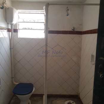 Casa em Pirassununga, bairro Centro