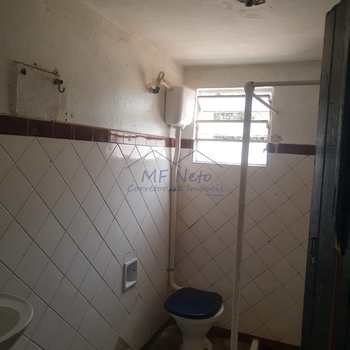Casa em Pirassununga, bairro Centro
