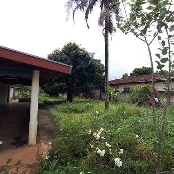 Chácara em Pirassununga, bairro Vila Santa Fé