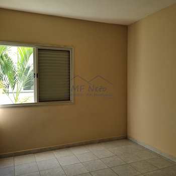 Apartamento em Pirassununga, bairro Residencial Suzana
