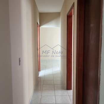 Apartamento em Pirassununga, bairro Residencial Suzana