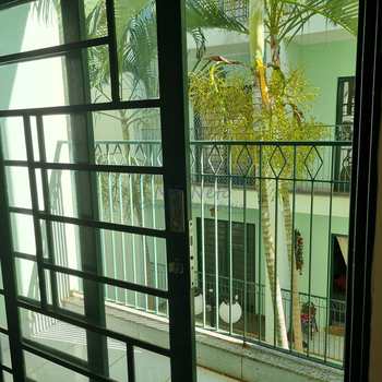 Apartamento em Pirassununga, bairro Residencial Suzana