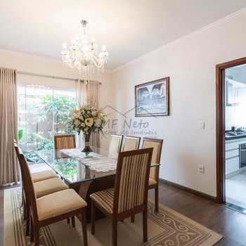 Casa em Pirassununga, bairro Jardim do Lago