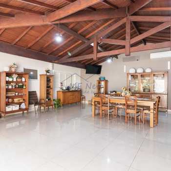 Casa em Pirassununga, bairro Jardim do Lago