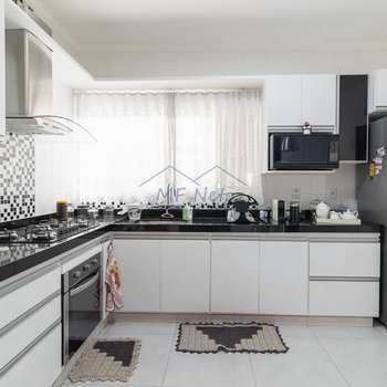 Casa em Pirassununga, bairro Jardim do Lago