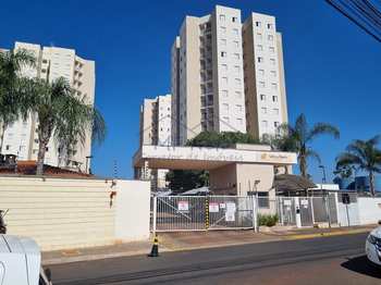 Apartamento, código 10132421 em Pirassununga, bairro Condomínio Residencial Canto dos Pássaros