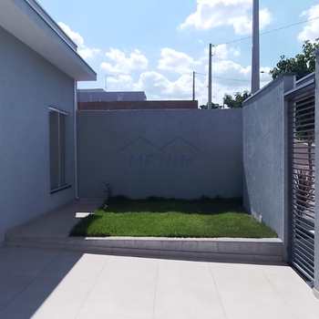 Casa em Pirassununga, bairro Terrazul Ba