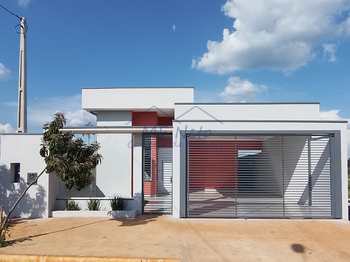 Casa, código 10132441 em Pirassununga, bairro Jardim São João