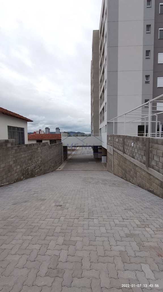 Apartamento em Pirassununga, no bairro Barcelona Residencial