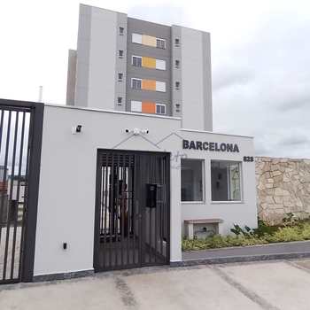 Apartamento em Pirassununga, bairro Barcelona Residencial