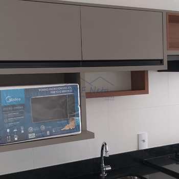 Apartamento em Pirassununga, bairro Barcelona Residencial