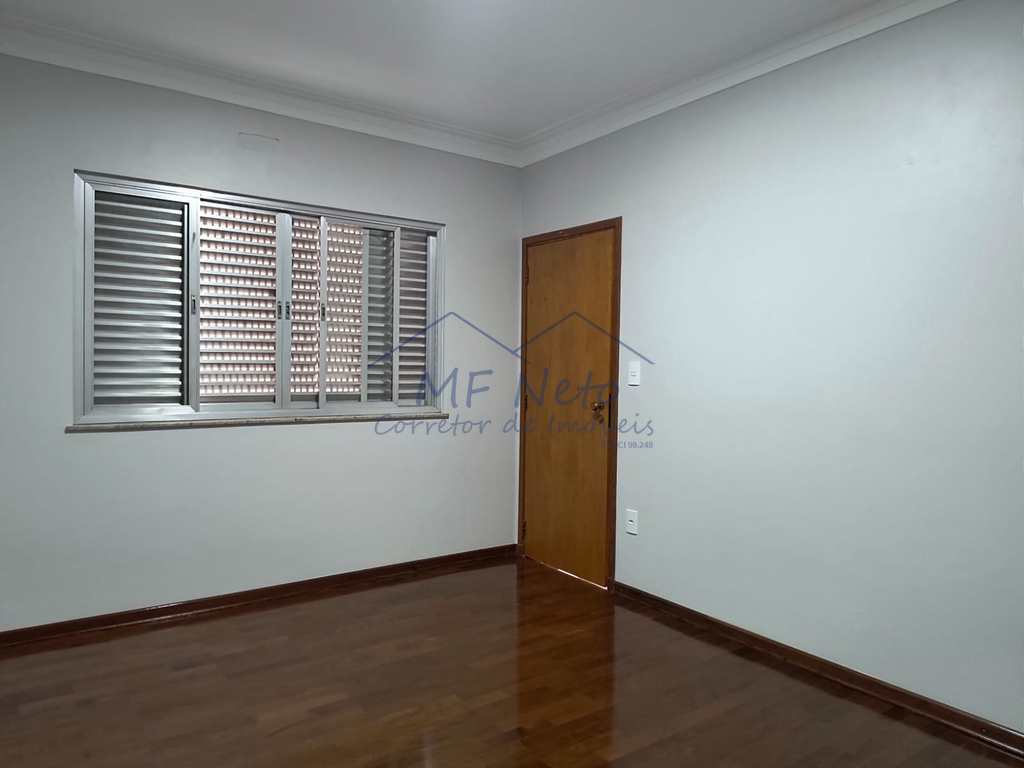 Casa em Pirassununga, no bairro Centro
