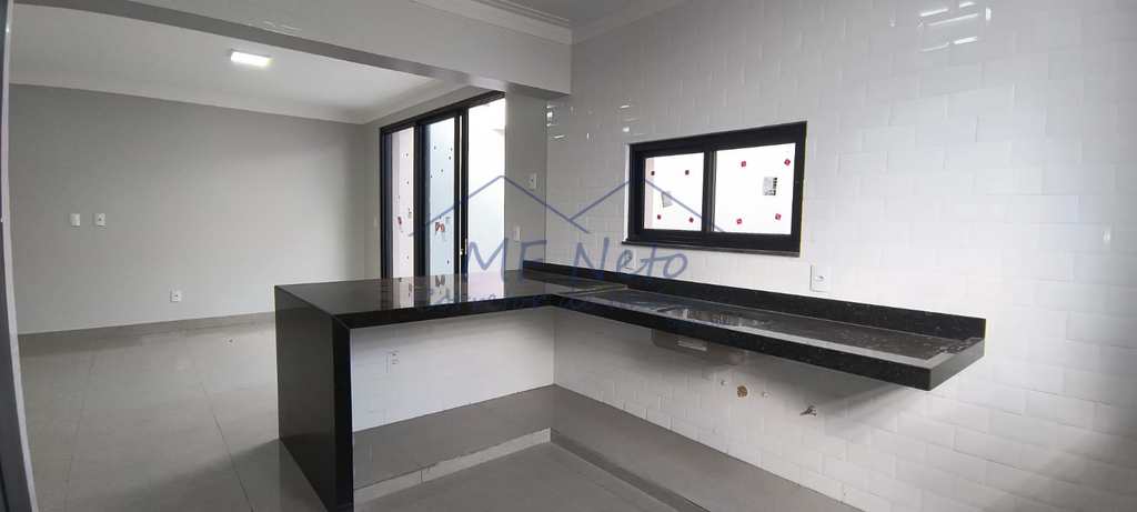 Casa em Pirassununga, no bairro Centro