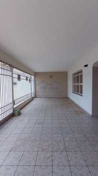 Casa, código 10132497 em Pirassununga, bairro Centro