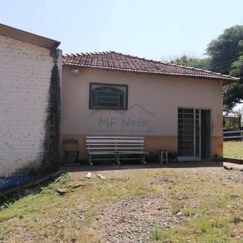 Sítio em Pirassununga, bairro Roque