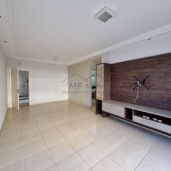 Apartamento em Pirassununga, bairro Residencial XV