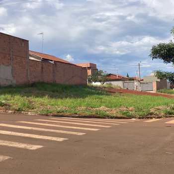 Terreno em Pirassununga, bairro Jardim Residencial San Martinho