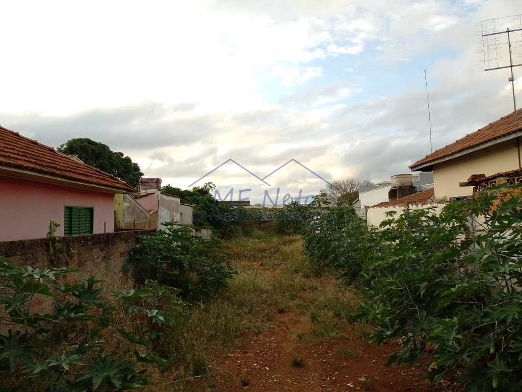 Terreno em Pirassununga, no bairro Vila Santa Terezinha