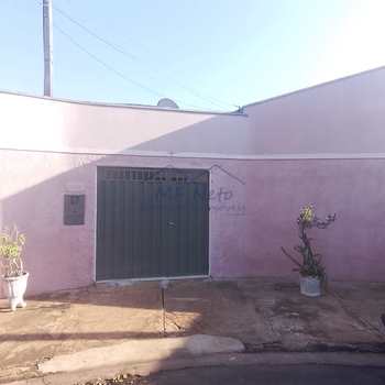 Casa em Pirassununga, bairro Vila Real
