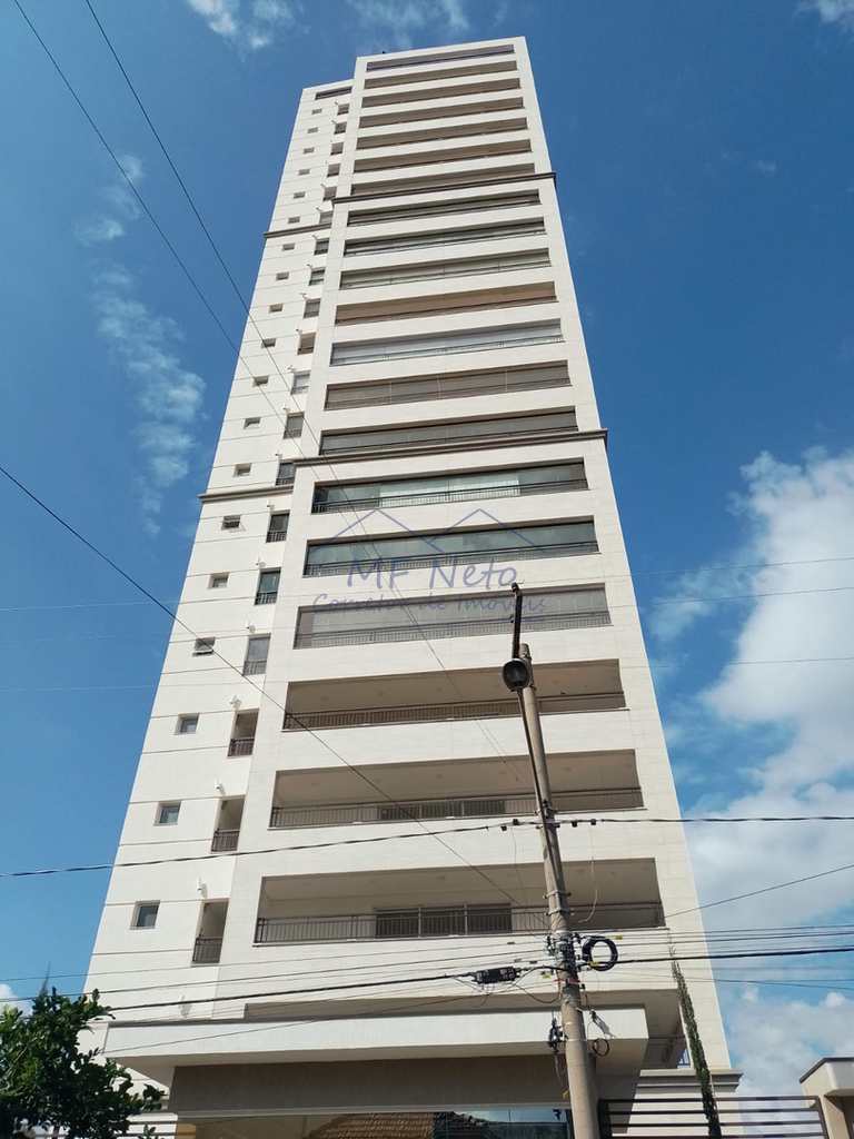 Apartamento em Pirassununga, no bairro Edifício Maison Royale