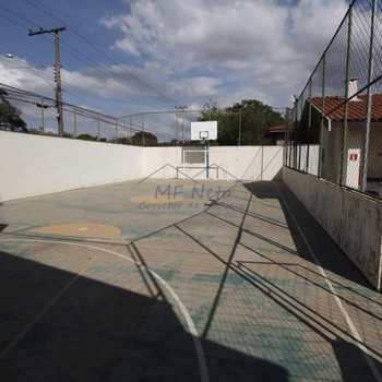 Apartamento em Pirassununga, bairro Coliseu Residence