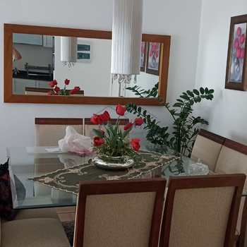Apartamento em Pirassununga, bairro Residencial Herminia Beck