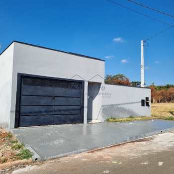 Casa em Pirassununga, bairro Terramérica