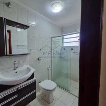 Apartamento em Pirassununga, bairro Residencial Suzana