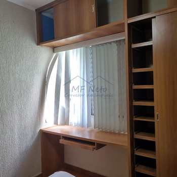 Apartamento em Pirassununga, bairro Residencial Suzana