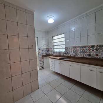 Apartamento em Pirassununga, bairro Residencial Suzana