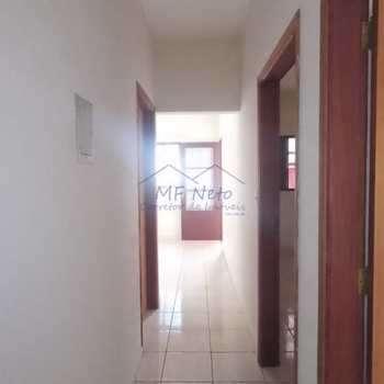 Casa em Pirassununga, bairro Vila Pinheiro
